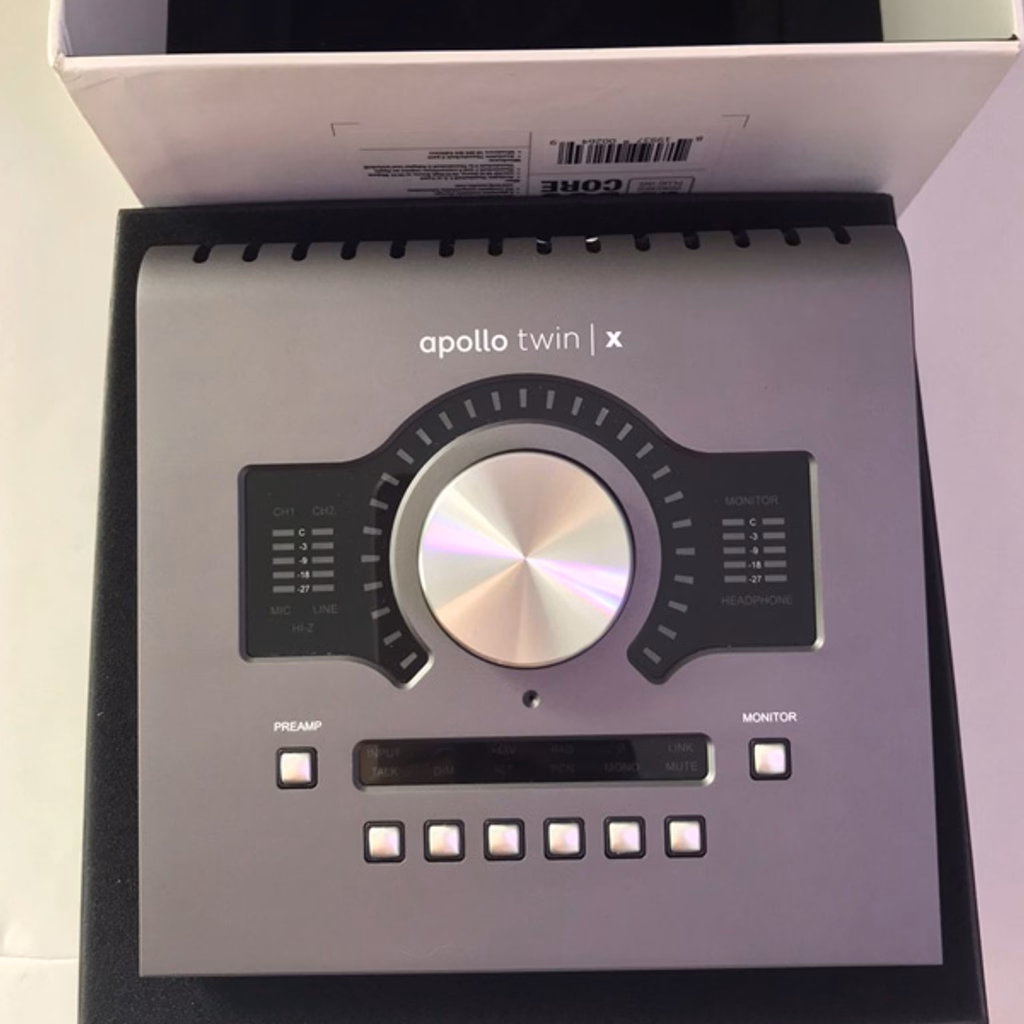 Interface de Áudio Apollo X Twin